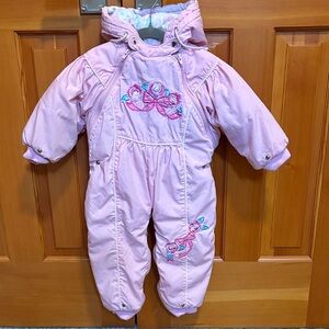 LIKE NEW RARE VINTAGE Climate Control 24 Months Pink Embroidered Bows Snowsuit